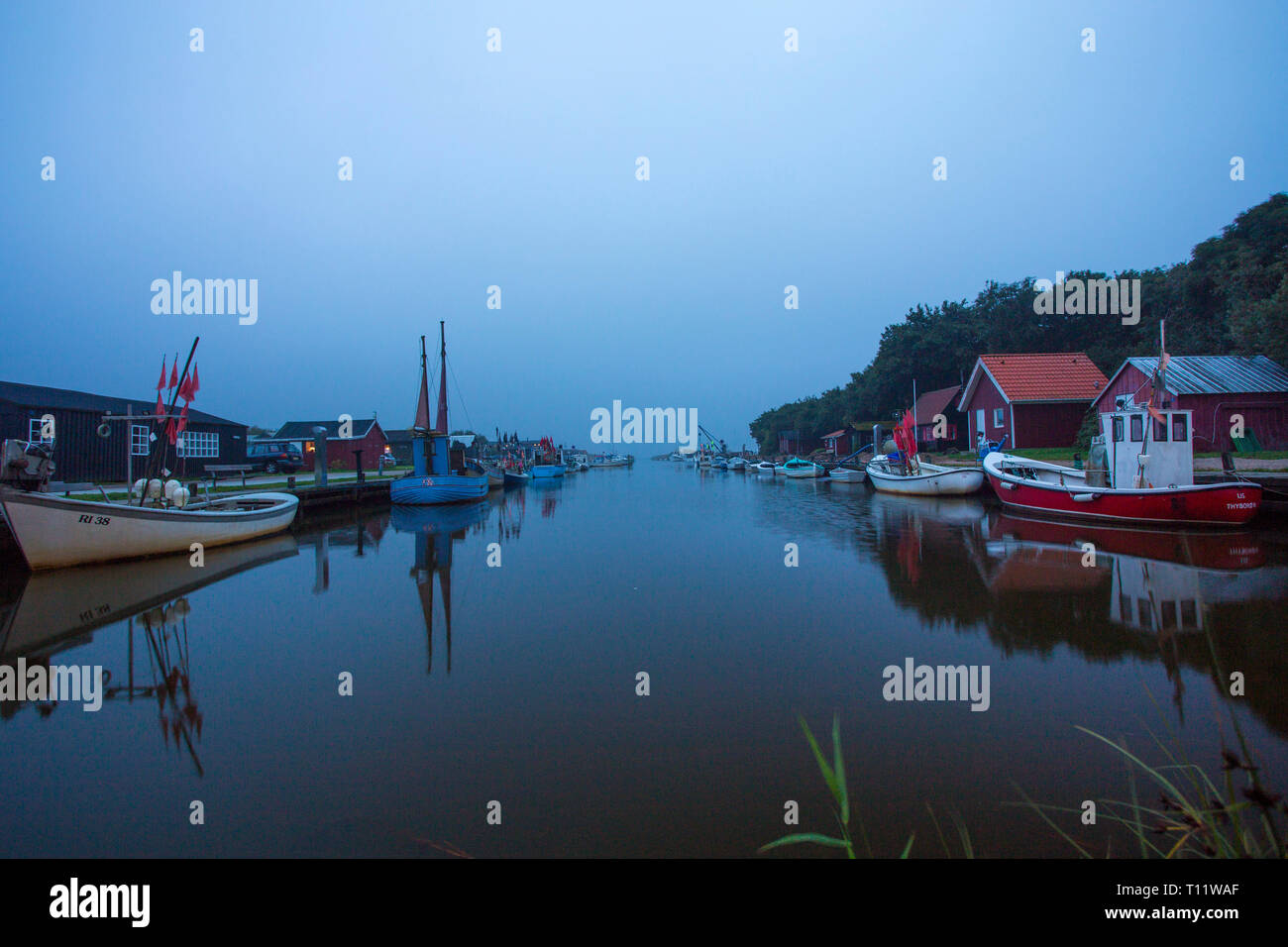 Fischerboote in der Dänischen Hafen in Stauning Stockfoto