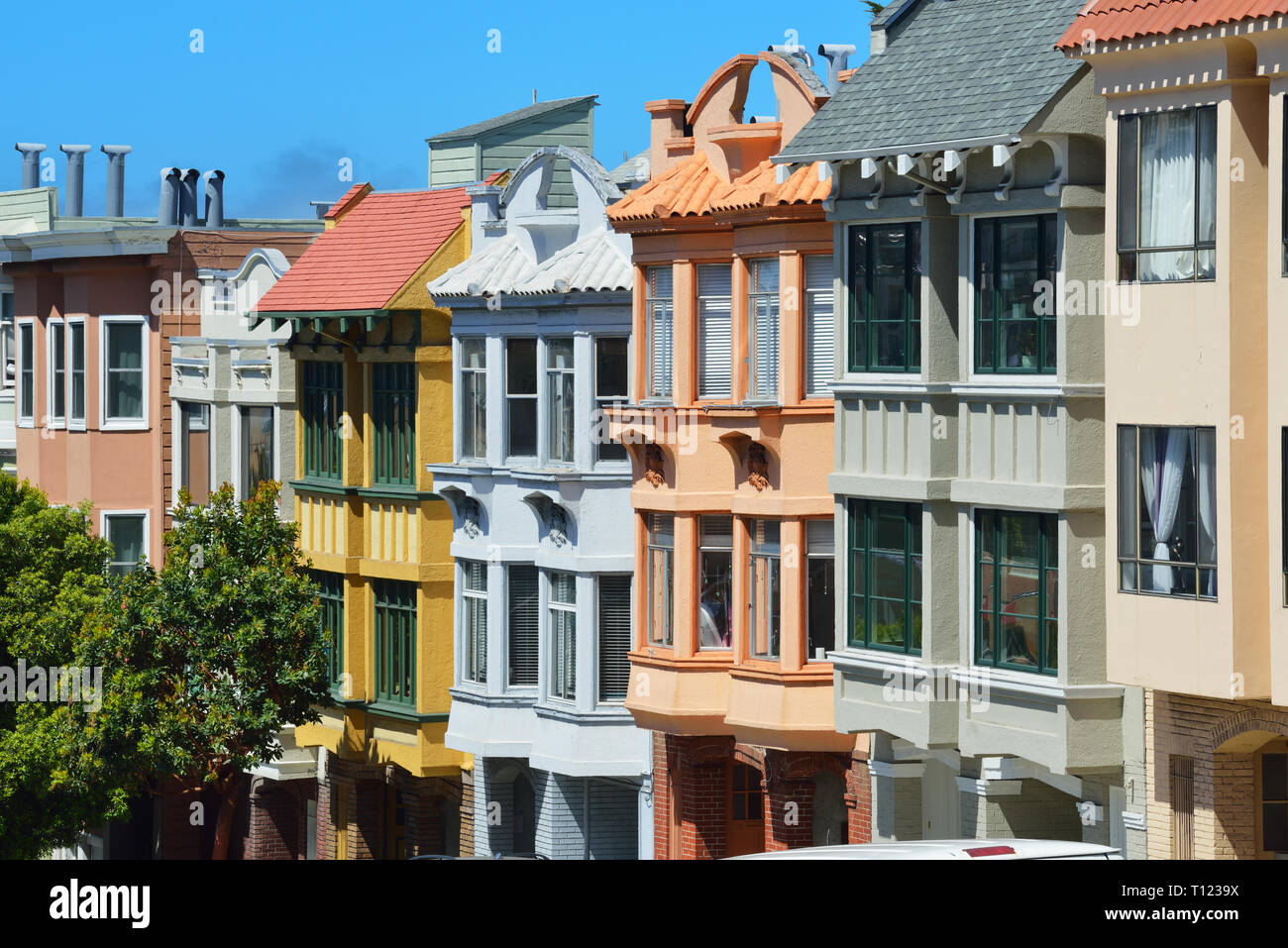 Bunte Häuserfassaden in San Francisco, Kalifornien Stockfoto