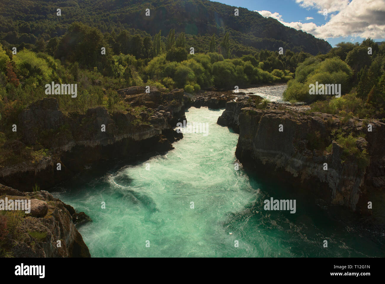 Die Raging Waters Der Futaleufú Flusses, Puente Gelvez, Futaleufú, Patagonien, Chile Stockfoto