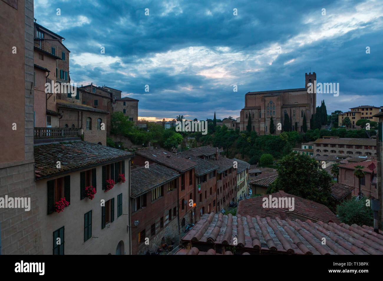 Die Basilika San Domenico, auch als Basilika Cateriniana bekannt, ist eine Basilika Kirche in Siena, Toskana, Italien. Stockfoto