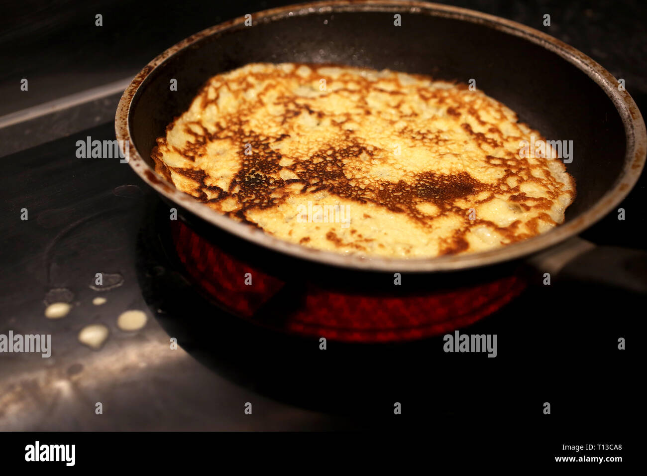 Real Life Pfannkuchen in einer Küche in London, UK. Stockfoto