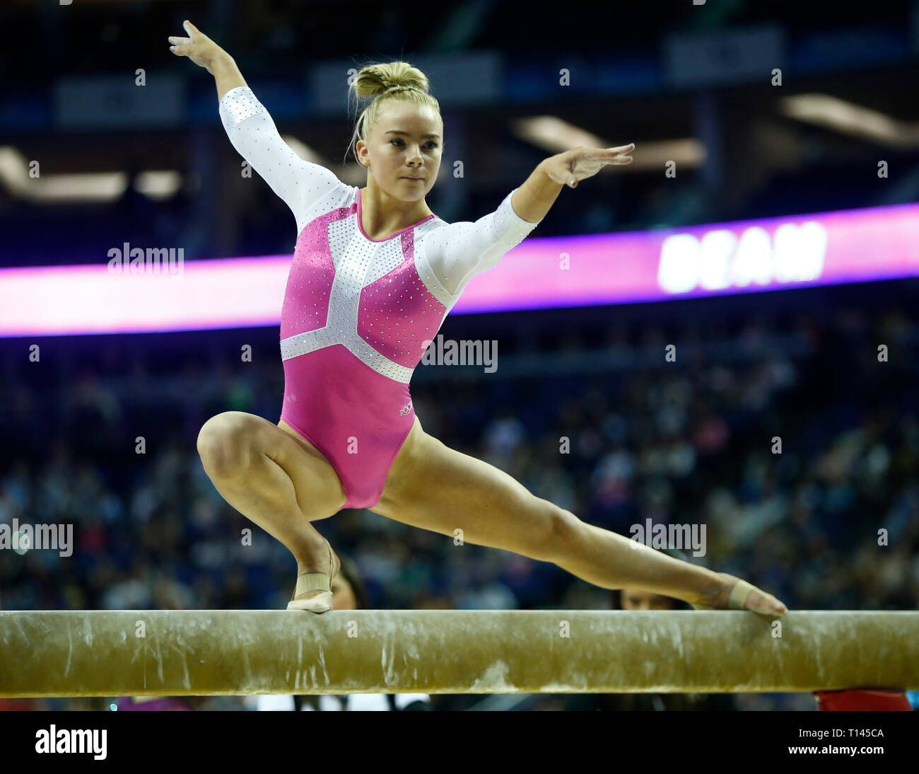 London, Großbritannien. 23 Mär, 2019. London, 23. März, 2019 Halle Hilton Großbritannien auf dem Lichtstrahl des Frauen während der Superstars von Gymnastik bei 02 Areana, London, England am 23. Mär 2019. Credit: Aktion Foto Sport/Alamy leben Nachrichten Stockfoto
