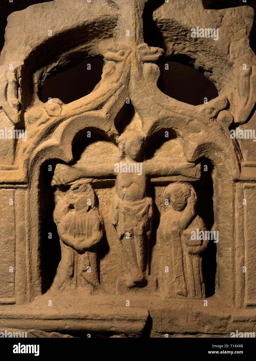 Corpus Christi Kirche, Tremeirchion, Denbighshire, Wales, UK, war berühmt für seine C 14 Wunder wirkende Kirchhof Kreuz: Pilgrim's Kreuz, Kreuzigung. Stockfoto