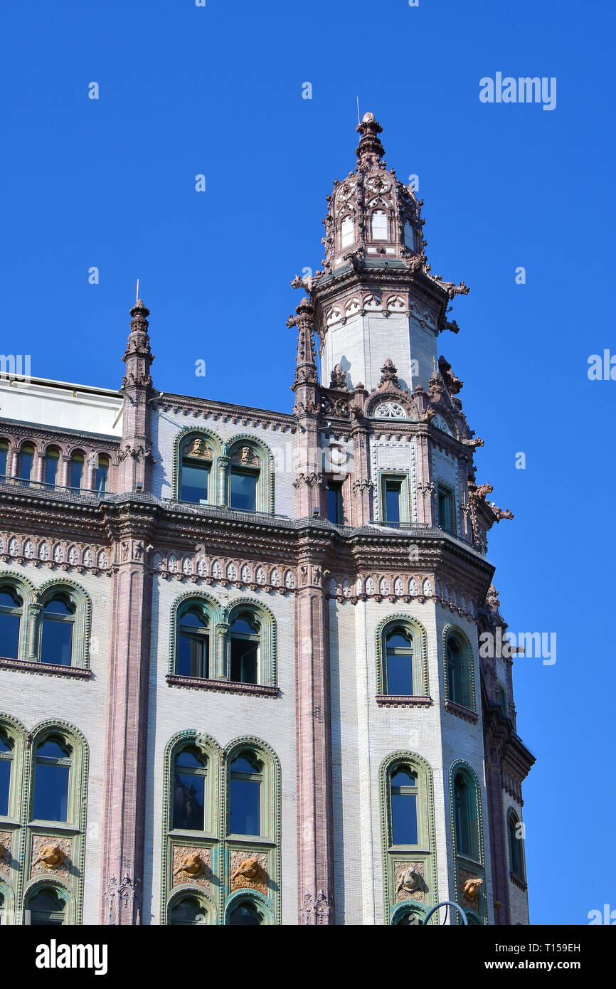 Brudern Haus - Paris Courtyard, Budapest, Ungarn. Brudern - Haz-Parizsi Udvar, Budapest, Magyarország. Stockfoto