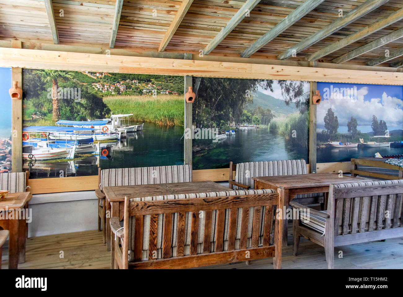 Mugla, Türkei, 3. Juni 2012: Cafe im Gökova, Akyaka Stockfoto