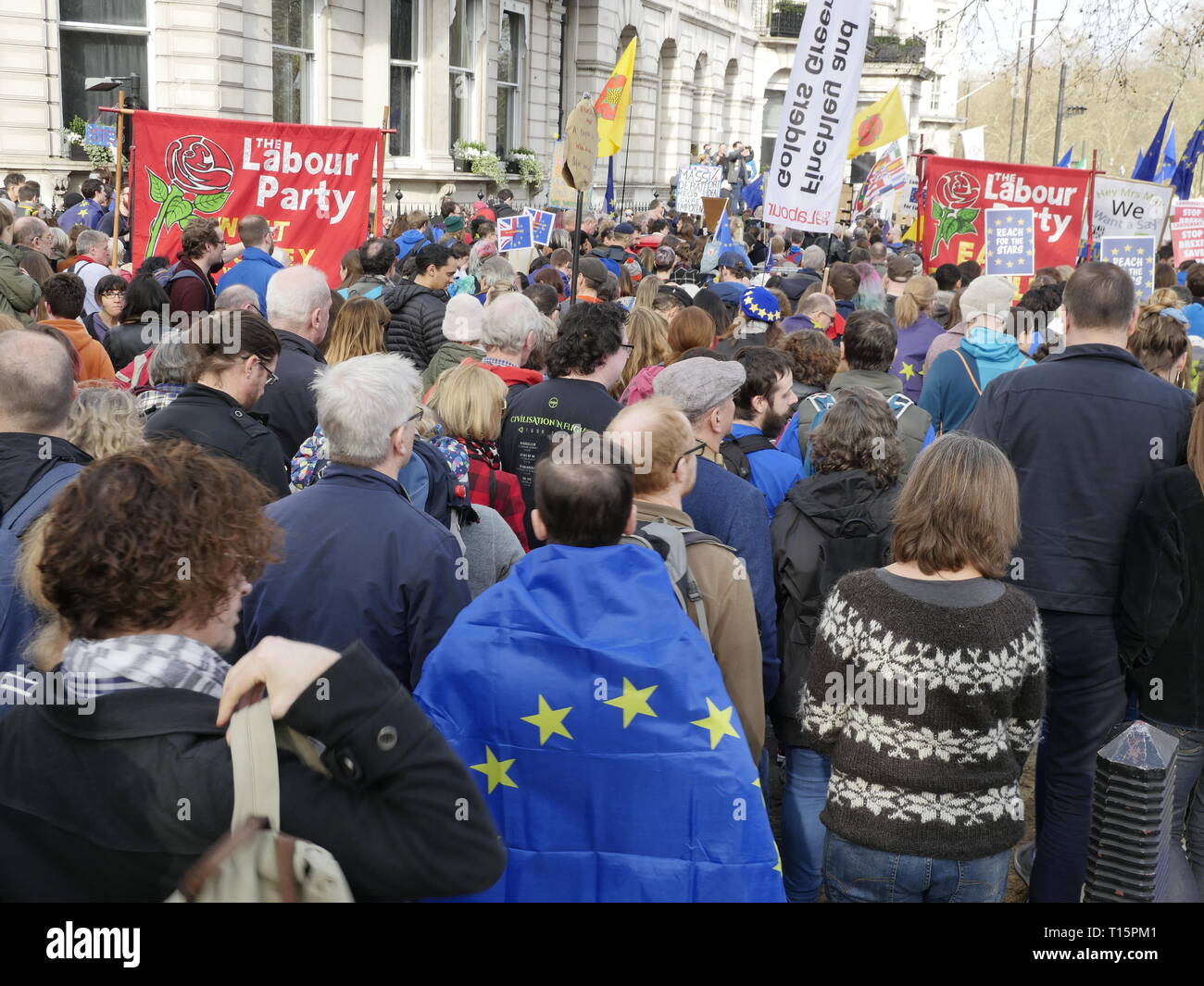 London, England. 23. März, 2019. Tausende von Menschen März nach Westminster ein zweites Referendum, ob Großbritannien die EU verlassen sollte zu verlangen. Credit: Anna Stowe/Alamy leben Nachrichten Stockfoto