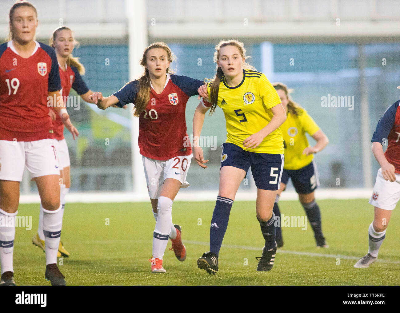 Edinburgh, Schottland - März 23: Robyn McCafferty von Schottland während der UEFA Elite Runde zwischen Schottland U17 Mädchen- und Norwegen U17 Mädchen an Oriam Schottland, am 23. März 2019 in Edinburgh, Schottland. (Foto von Scottish Borders, Medien/Alamy Live News) nur die redaktionelle Nutzung, eine Lizenz für die gewerbliche Nutzung erforderlich. Keine Verwendung in Wetten. Stockfoto