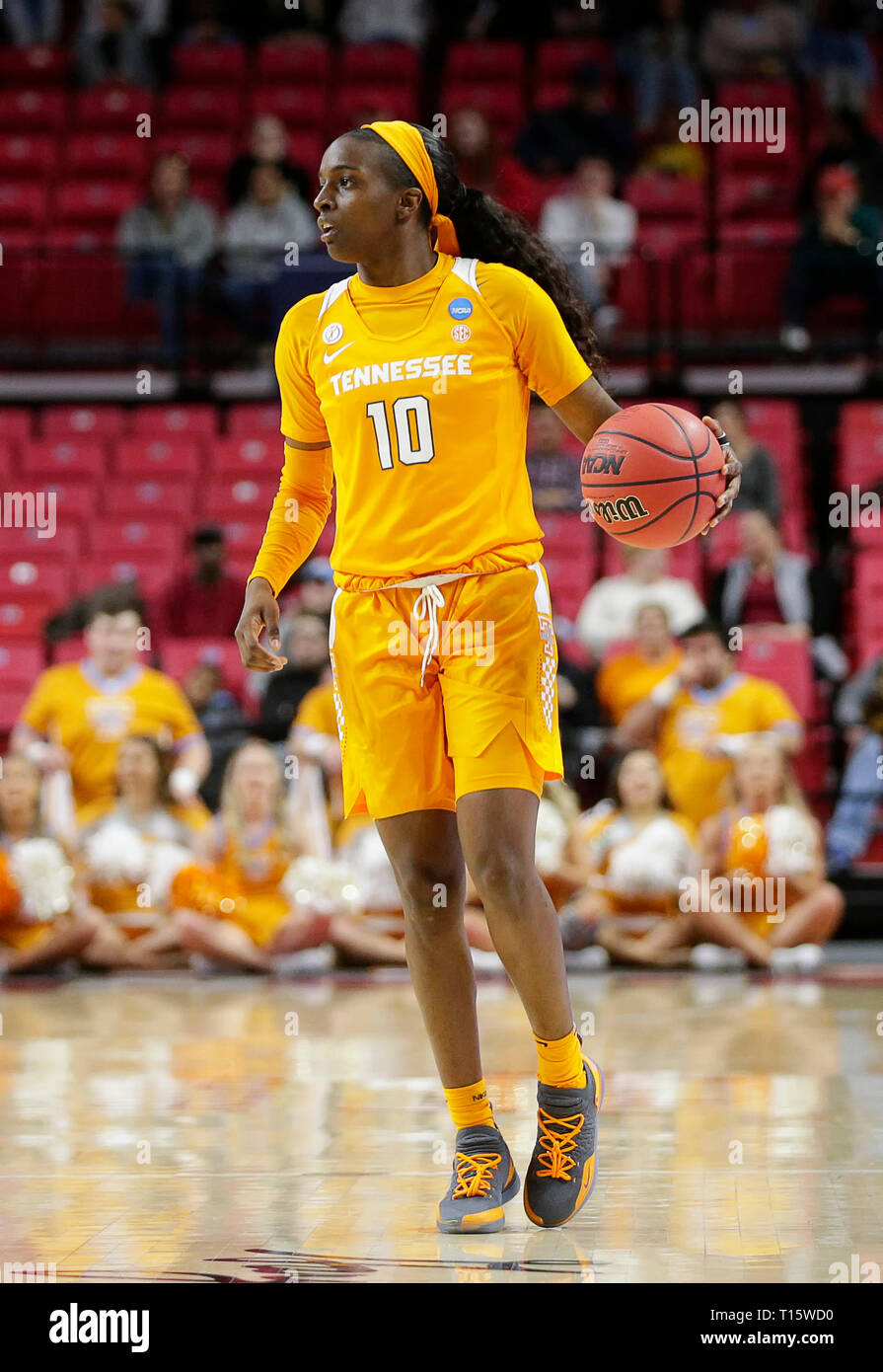 College Park, MD, USA. 23 Mär, 2019. Tennessee Dame Vols Guard/Forward (10) Meme Jackson während der ersten Runde des NCAA Meisterschaft das Spiel der Frauen zwischen dem Tennessee Dame Vols und der UCLA Bruins an der Xfinity Zentrum in College Park, Md. Justin Cooper/CSM/Alamy leben Nachrichten Stockfoto