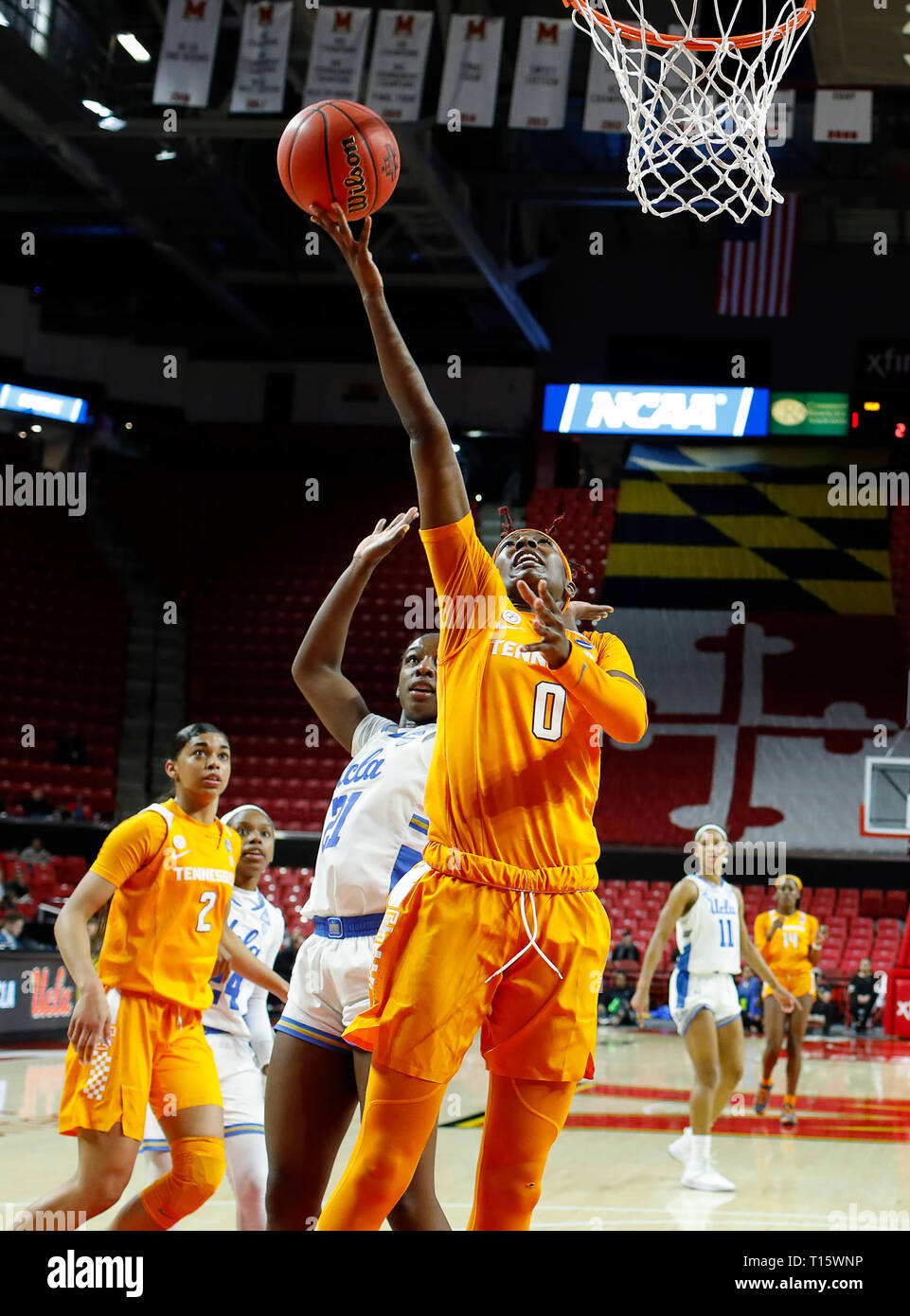 College Park, MD, USA. 23 Mär, 2019. Tennessee Dame Vols Guard/Forward (0) Rennia Davis geht an die Hoop während der ersten Runde des NCAA Meisterschaft das Spiel der Frauen zwischen dem Tennessee Dame Vols und der UCLA Bruins an der Xfinity Zentrum in College Park, Md. Justin Cooper/CSM/Alamy leben Nachrichten Stockfoto