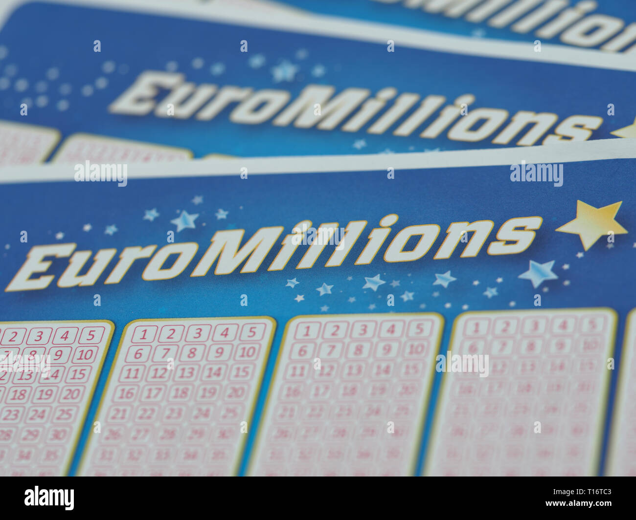 Hoeilaart, Belgien - Juni 5, 2018: eine Nahaufnahme Bild mit hoher Auflösung eines Euro Millions Lottery ticket. Stockfoto