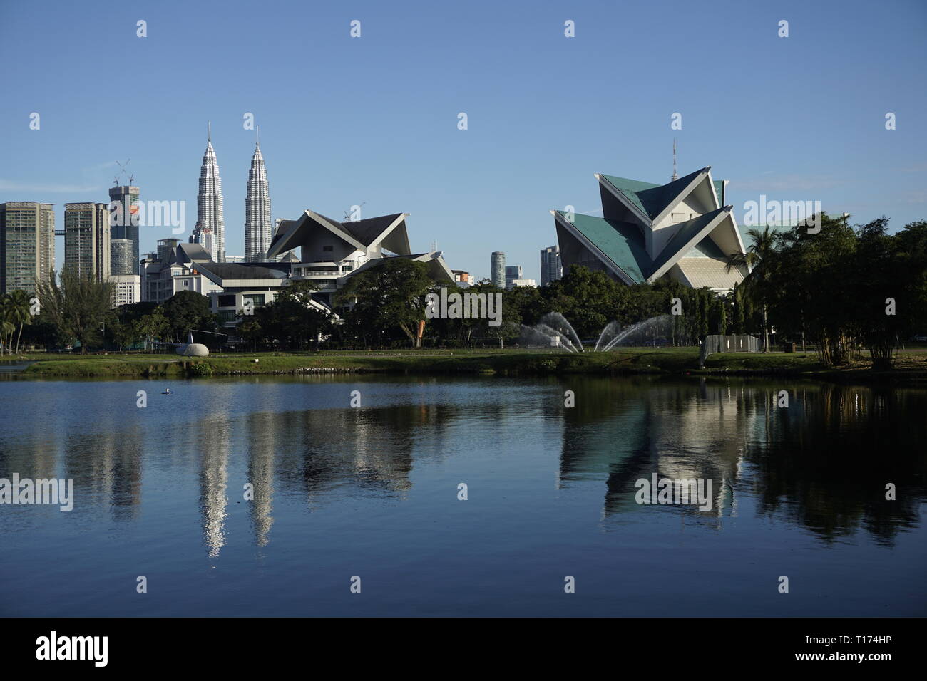 City Park mit See Taman Tasik Titiwangsa, Kuala Lumpur, Malaysia Stockfoto