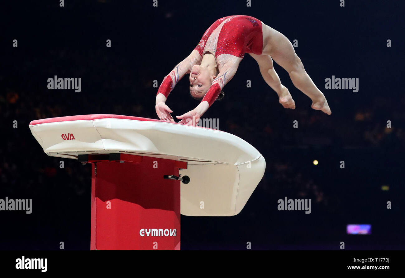 Frankreich "kangee Heduit in Aktion auf dem Gewölbe während der Gymnastik Wm in den Resorts World Arena, Birmingham. Stockfoto