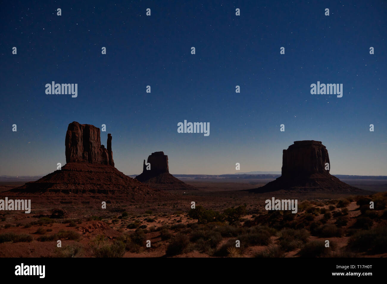 Nachthimmel über das Monument Valley, die Handschuhe, Arizona, USA, Nordamerika Stockfoto