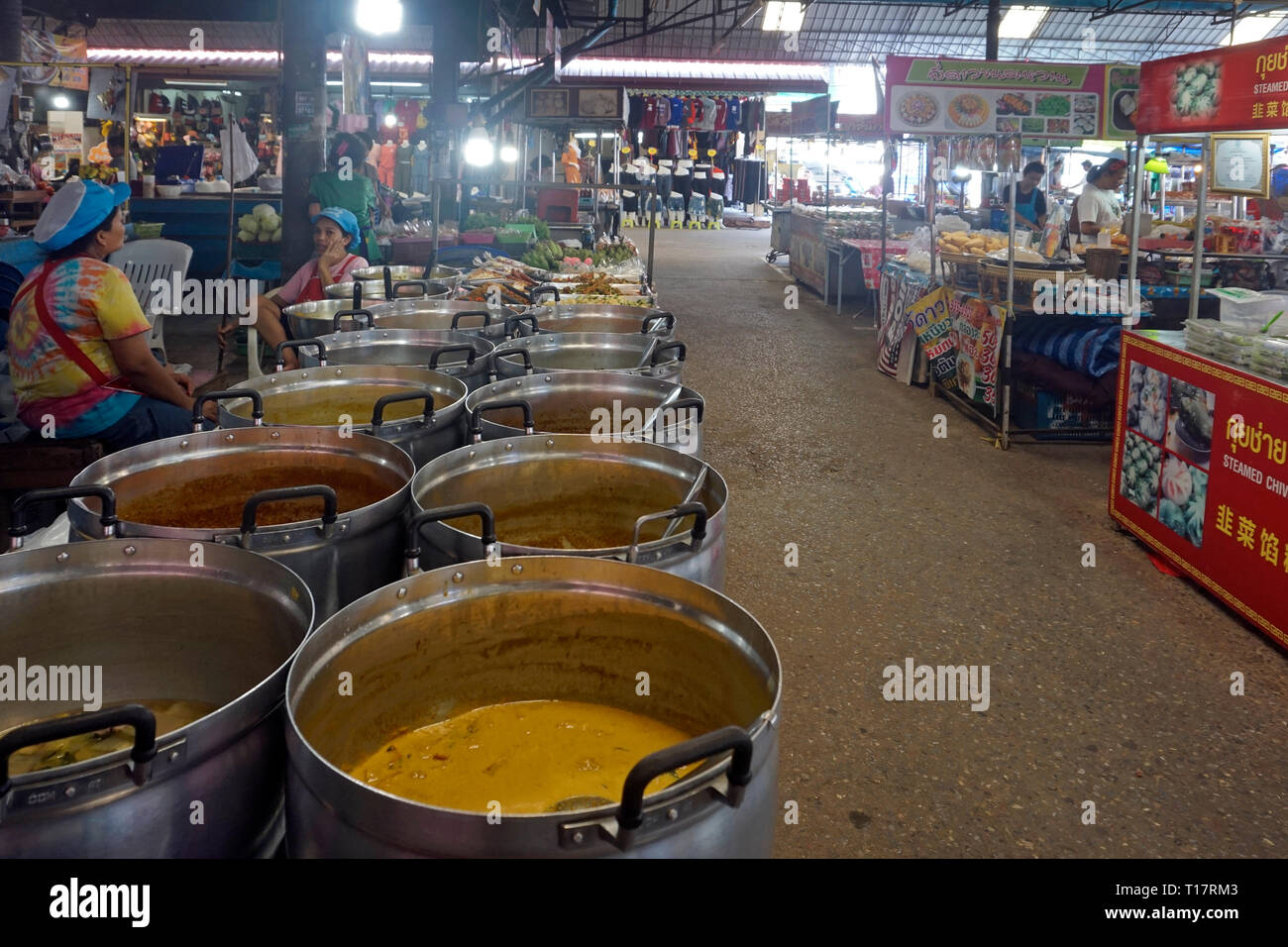 Thai streetfoodmarkt -Fotos und -Bildmaterial in hoher Auflösung – Alamy