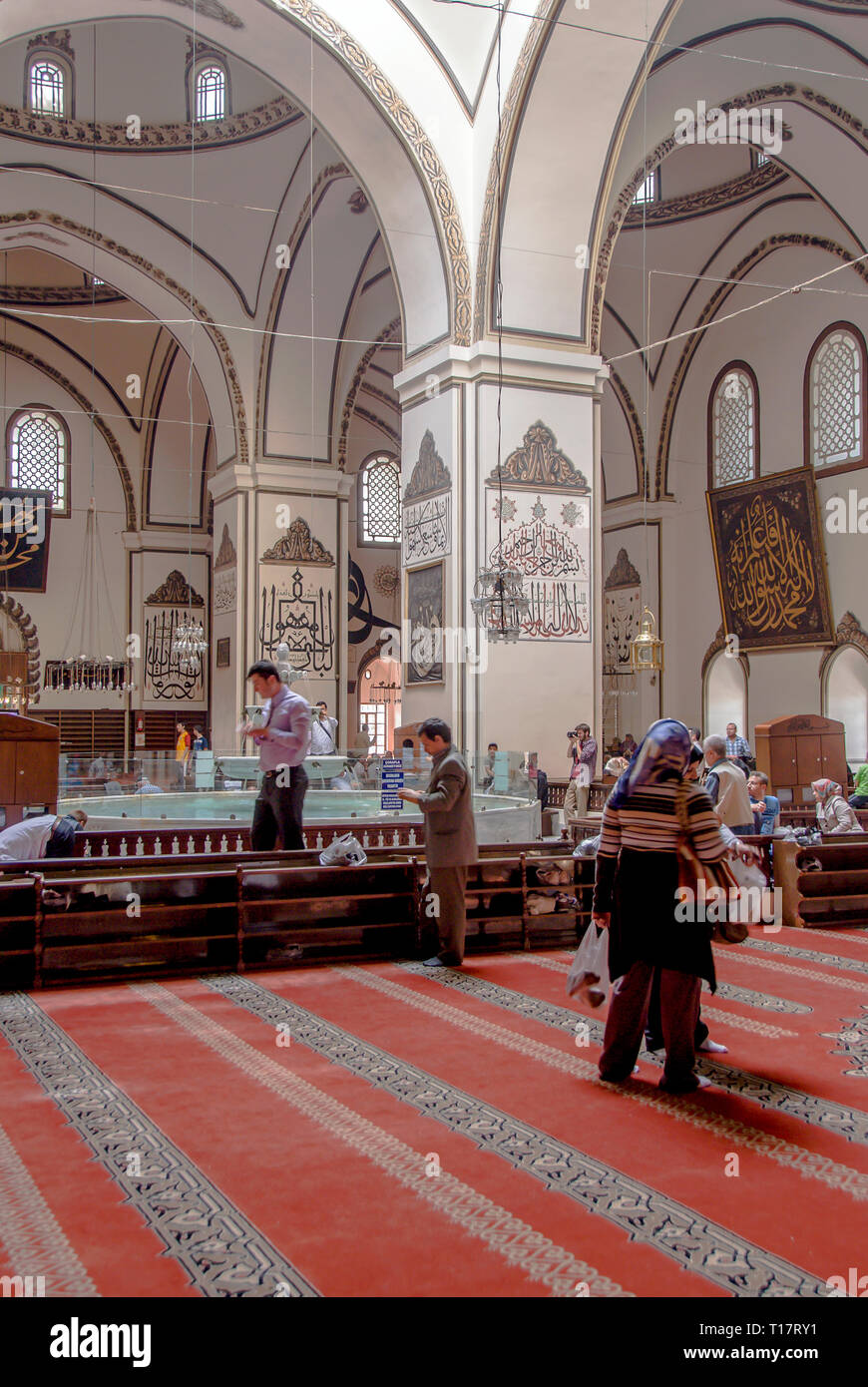 Bursa, Türkei, 30. April 2012: Osmanische Kalligraphie, Ulu Moschee oder der Großen Moschee im seldschukischen Stil gebaut, es von den Osmanischen Sultan Bayezid bestellt wurde. Stockfoto