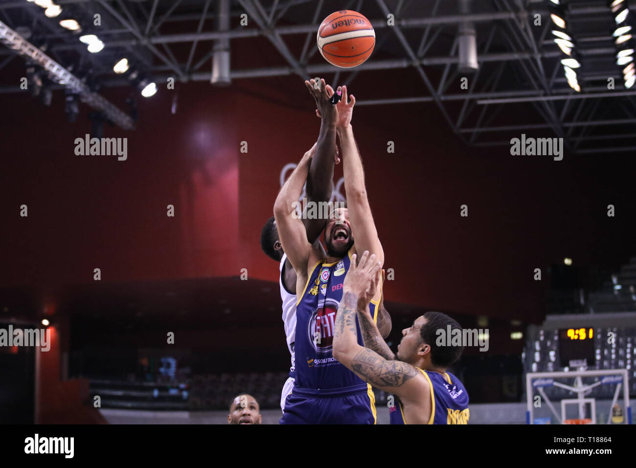 Turin, Italien. 24. März, 2019. Peppe Poeta (auxilium Torino) während der Lega Basket Serie A 2018/2019 match Auxilium Fiat Torino vs Germanen Leonessa Brescia. Quelle: Walter Bertagnoli/Alamy leben Nachrichten Stockfoto