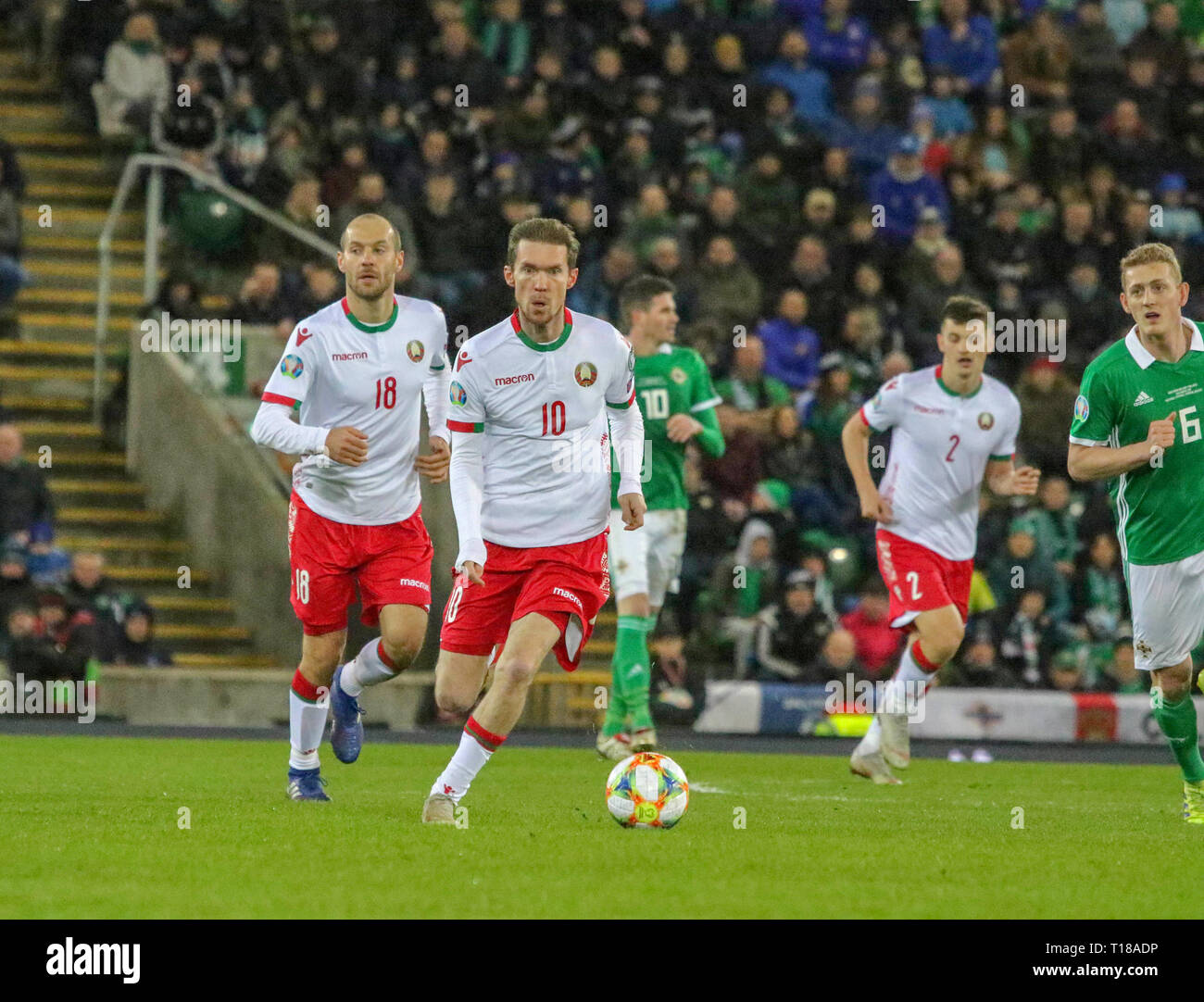 Nationale Fußball-Stadion im Windsor Park, Belfast, Nordirland. 24. März 2019. UEFA EURO 2020 Qualifier - Nordirland gegen Weißrussland. Aktion von heute Abend Spiel. Alexander Hleb (10) Belarus. Quelle: David Hunter/Alamy Leben Nachrichten. Stockfoto