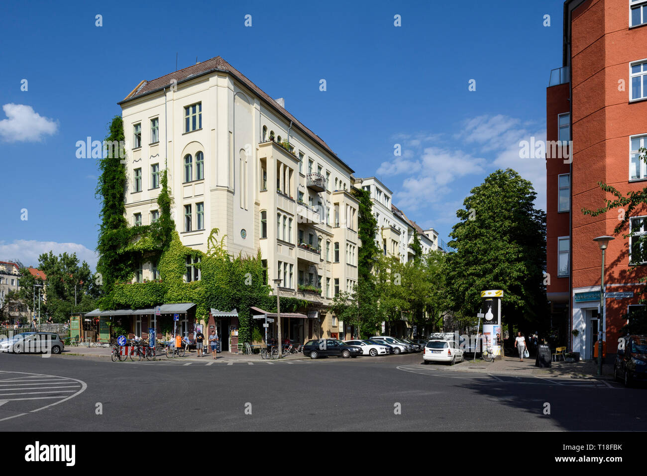 Berlin. Deutschland. Jugendstil Architektur auf der Kopenhagener Straße, Prenzlauer Berg, Stockfoto