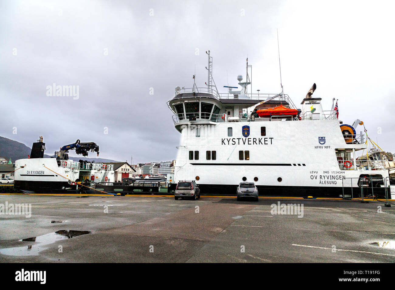 Zur Bekämpfung der Umweltverschmutzung, schifffahrtswege Inspektionsschiff OV Ryvingen vertäut im Hafen von Bergen, Norwegen Stockfoto