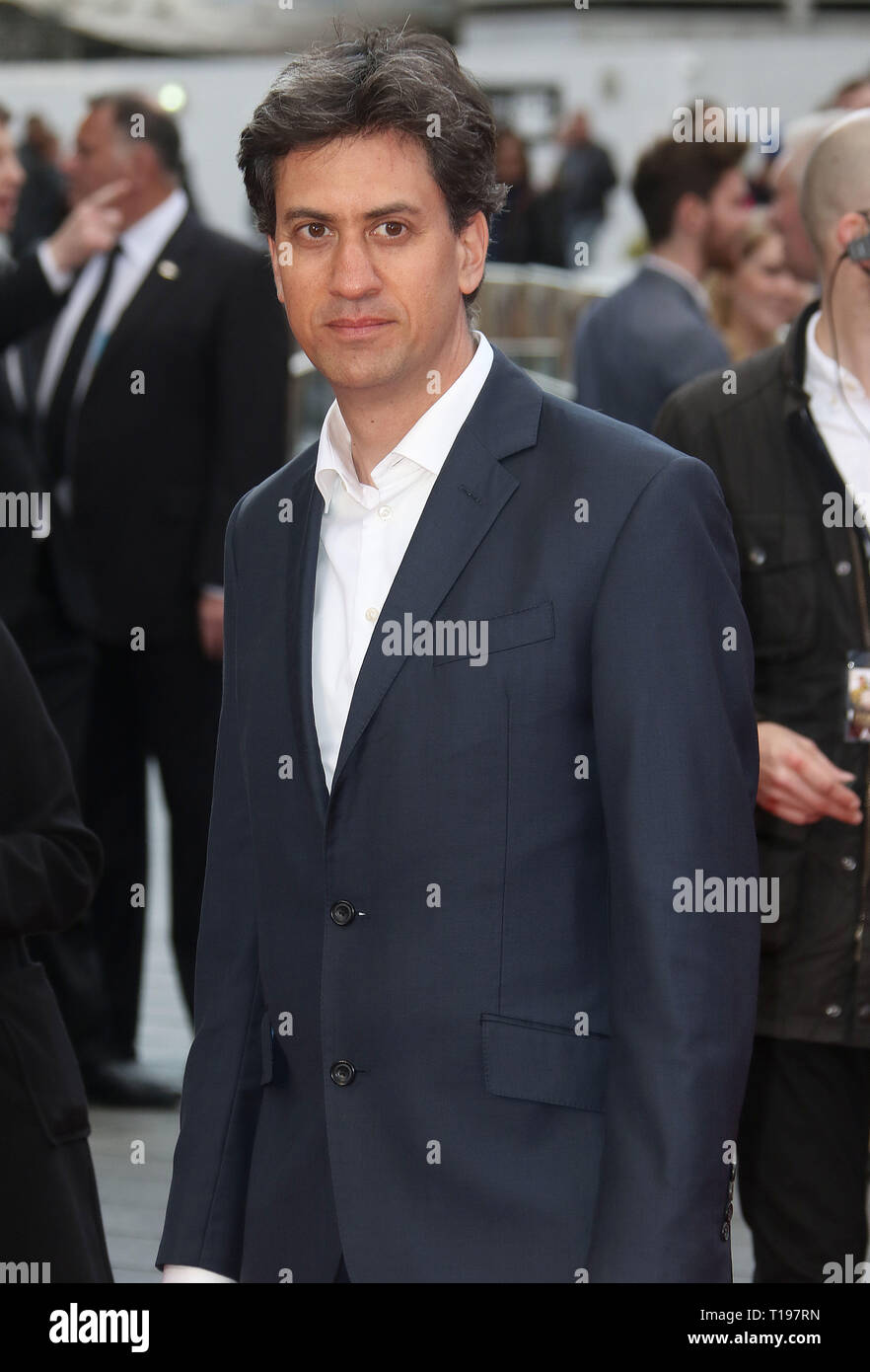 Apr 12, 2016 - London, England, UK-Florence Foster Jenkins UK Premiere, Odeon, Leicester Square - Roter Teppich Ankünfte Foto zeigt: Ed Miliband Stockfoto