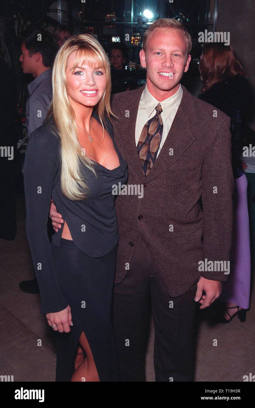 LOS ANGELES, Ca Dezember 4, 1998 "star Beverly Hills 90210' Ian