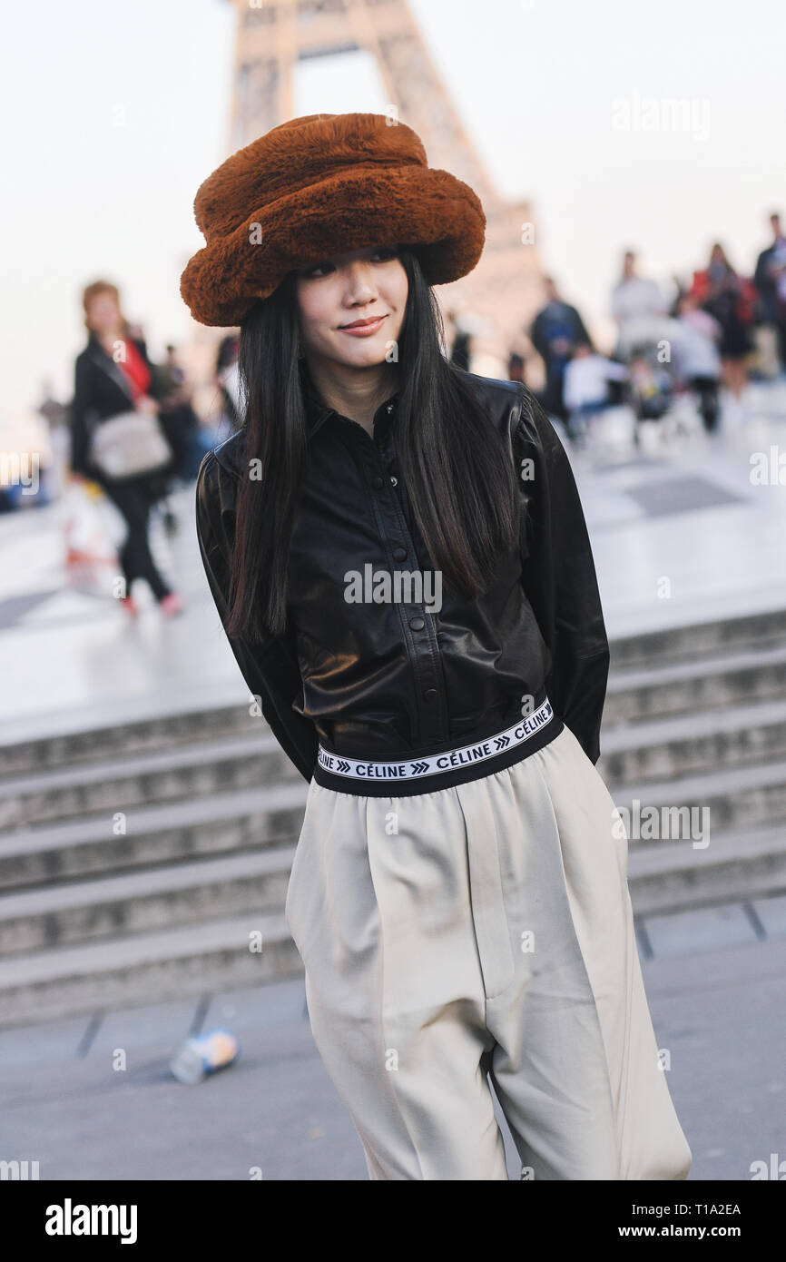 Paris, Frankreich, 27. Februar 2019: Street Style Outfit - Yoyo Cao vor einer Fashion Show in Paris Fashion Week - PFWFW 19. Stockfoto