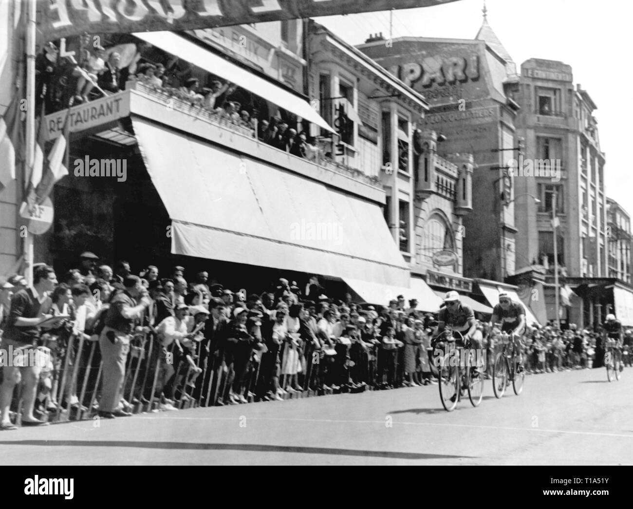 Sport, Radfahren, Radrennen, Tour de France 1957, Gilbert Bauvin (Frankreich) führend ist, Verdun, 1957, Additional-Rights - Clearance-Info - Not-Available Stockfoto