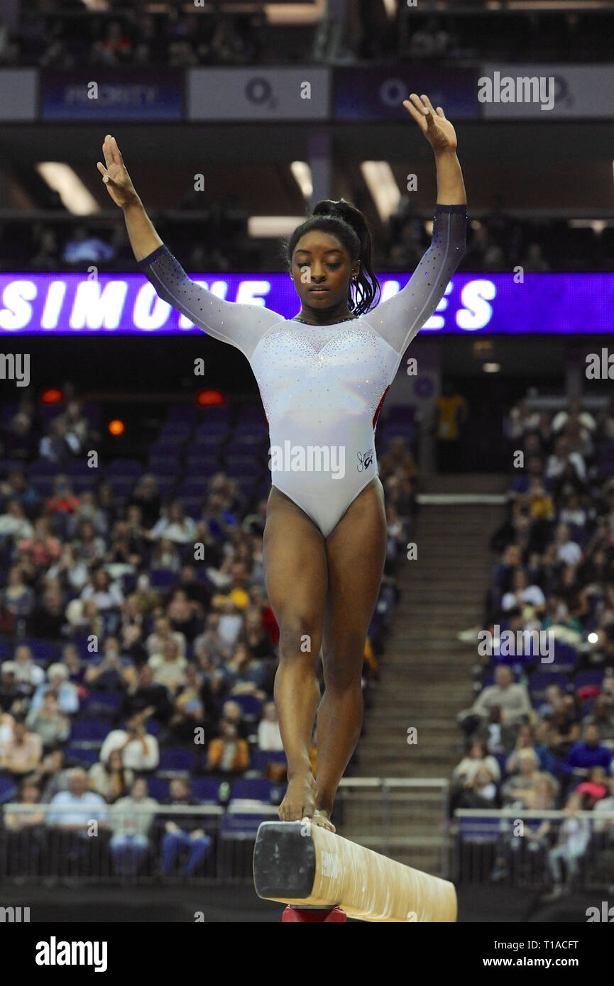Simone Biles (USA, Doppel- Olympiasieger) Eine Demonstration Strahl