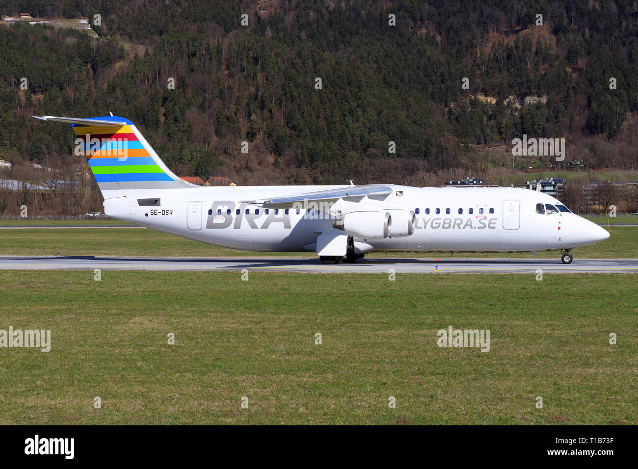 Österreich Januar 4, 2015: British Aerospace Avro RJ100 aus Malmö Landung am Flughafen Innsbruck Stockfoto