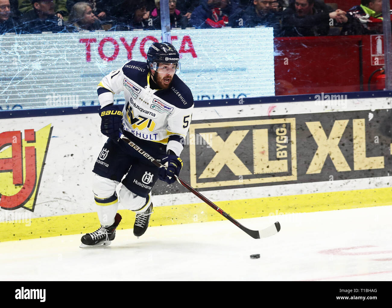 LINKÖPING 20180203 HV: s Nr 51 Marc Zanetti unter matchen ich SHL mellan Linköpings HC-HV 71 ich Saab Arena. Foto Jeppe Gustafsson Stockfoto