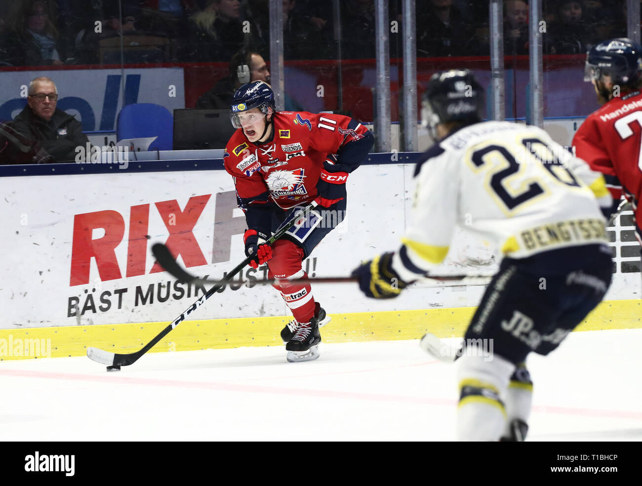 LINKÖPING 20180203 Linköpings nr11 Henrik Törnqvist unter matchen ich SHL mellan Linköpings HC-HV 71 ich Saab Arena. Foto Jeppe Gustafsson Stockfoto