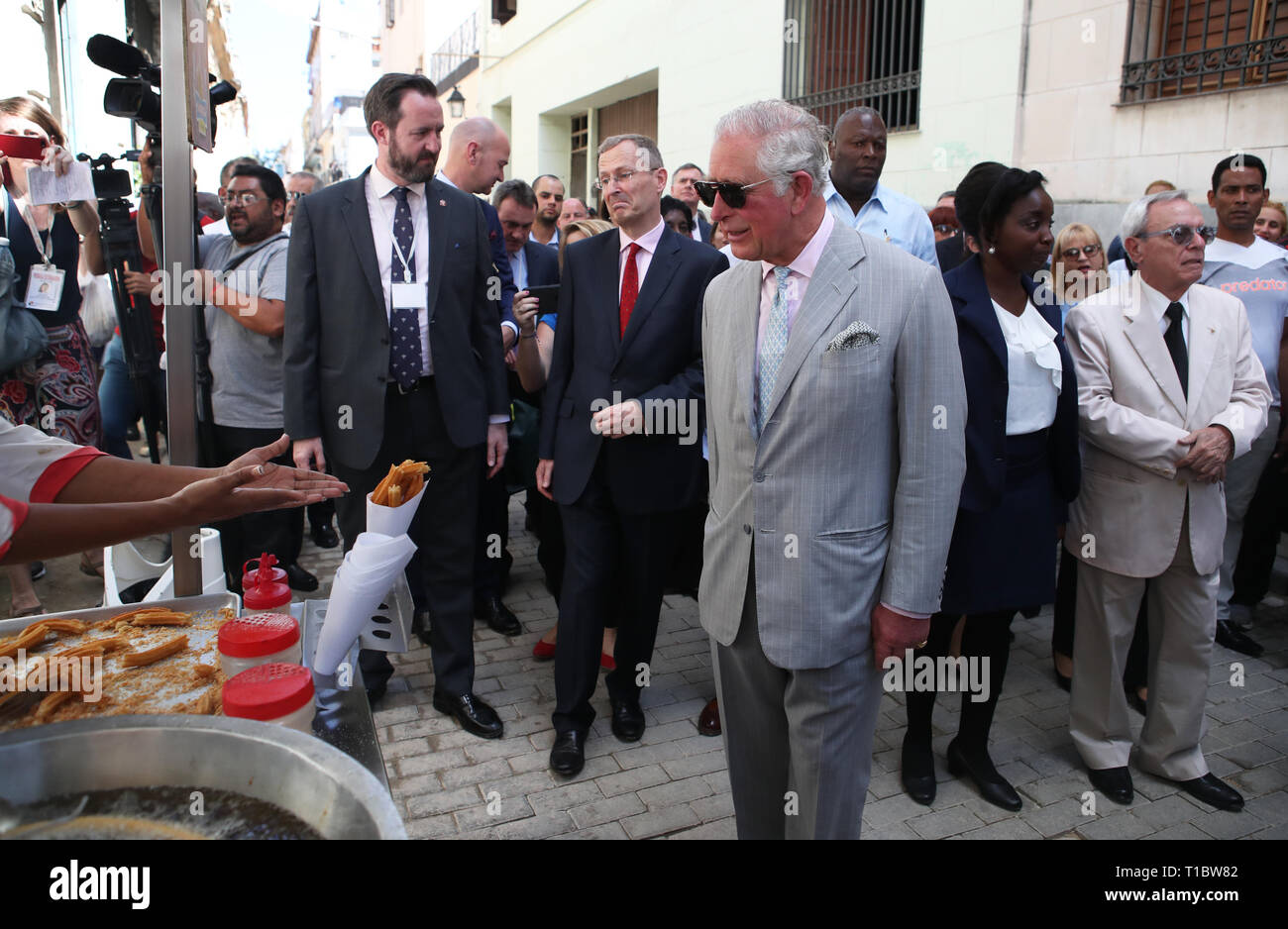 Der Prinz von Wales und die Herzogin von Cornwall eine Tour durch die Altstadt von Havanna, Kuba, während eine historische Reise, die feiert die kulturellen Bindungen zwischen dem Vereinigten Königreich und den kommunistischen Staat. Stockfoto