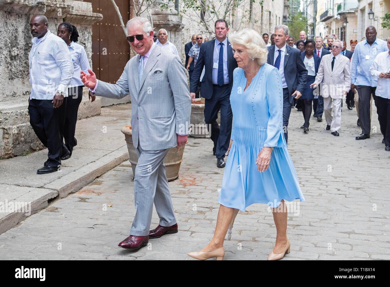 Der Prinz von Wales und die Herzogin von Cornwall eine Tour durch die Altstadt von Havanna, Kuba, während eine historische Reise, die feiert die kulturellen Bindungen zwischen dem Vereinigten Königreich und den kommunistischen Staat. Stockfoto