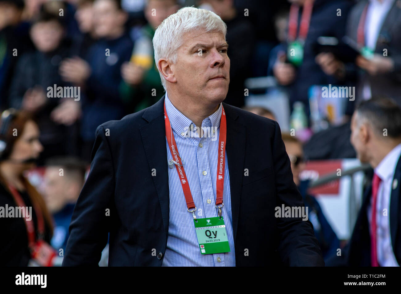 Bryna Gesetz der Sky Sports vor Kick off. Wales v Slowakei UEFA Euro 2020 Qualifier in Cardiff City Stadium, Stockfoto