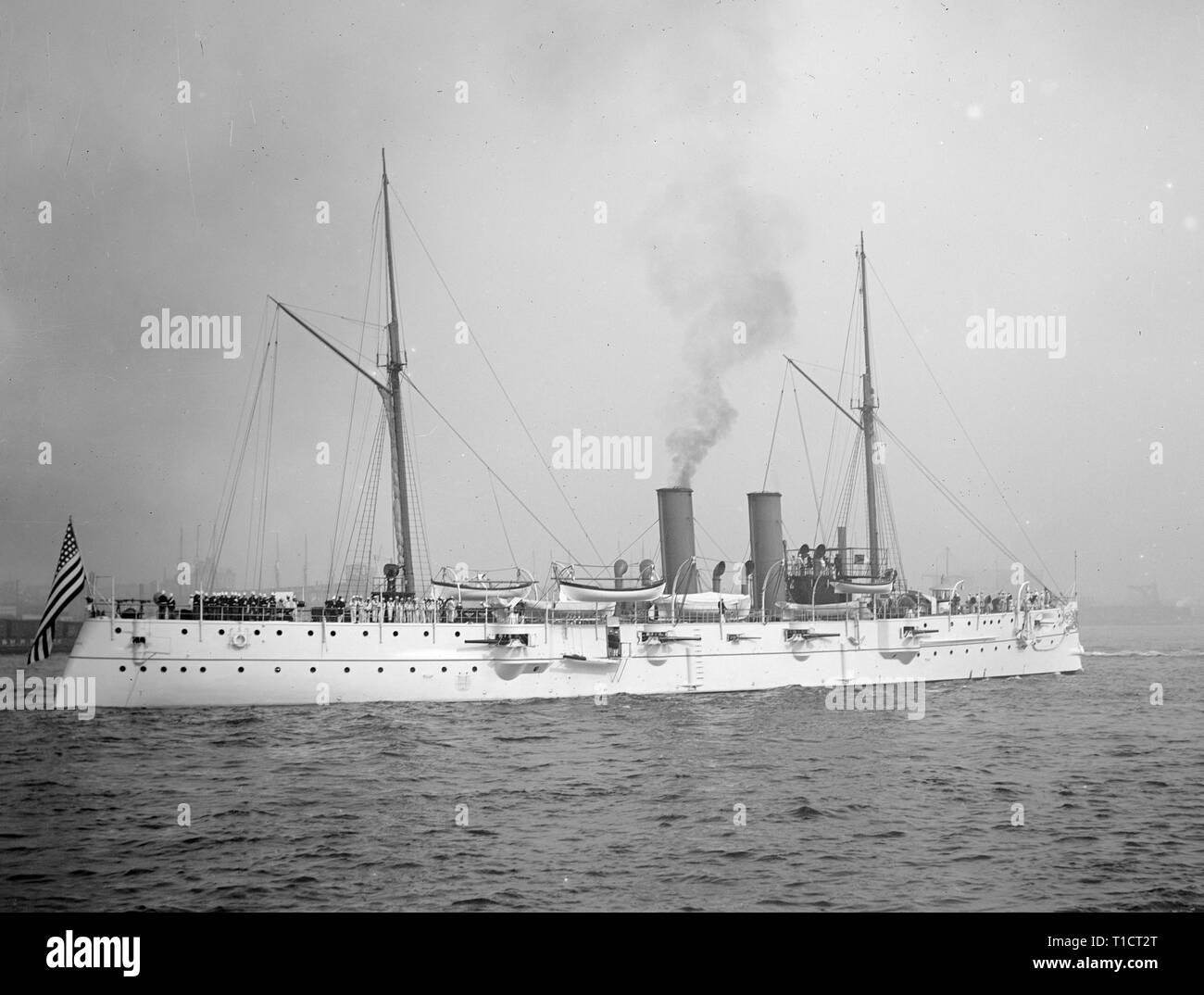 Uss cincinnati -Fotos und -Bildmaterial in hoher Auflösung – Alamy