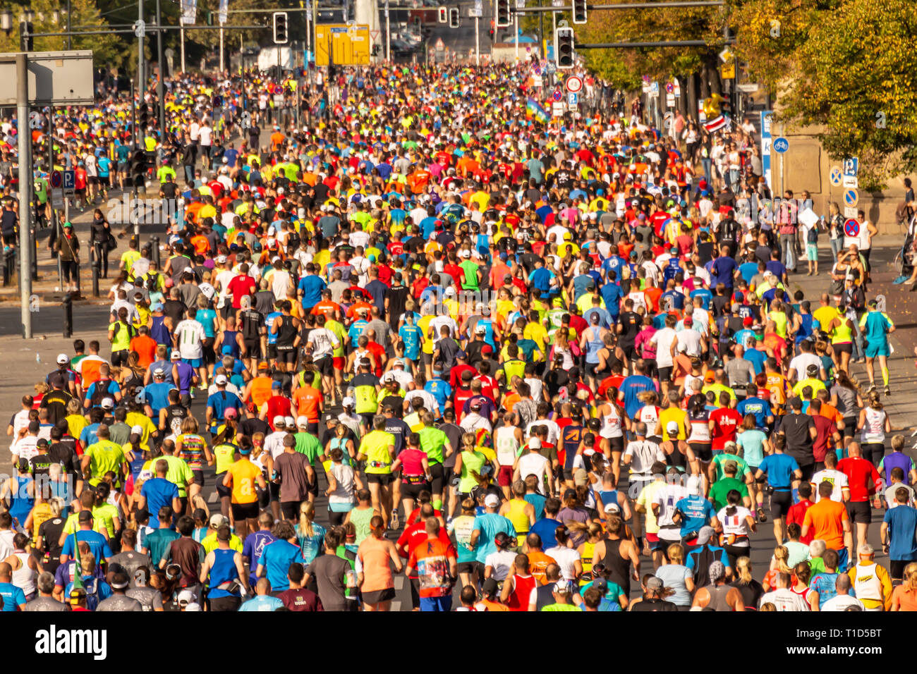 Berlin, Deutschland, 16.09.2018: BMW Berlin-Marathon 2018. Tausende Läufer teilnehmen. Marathon Sieger. Weltrekord Sieger Stockfoto