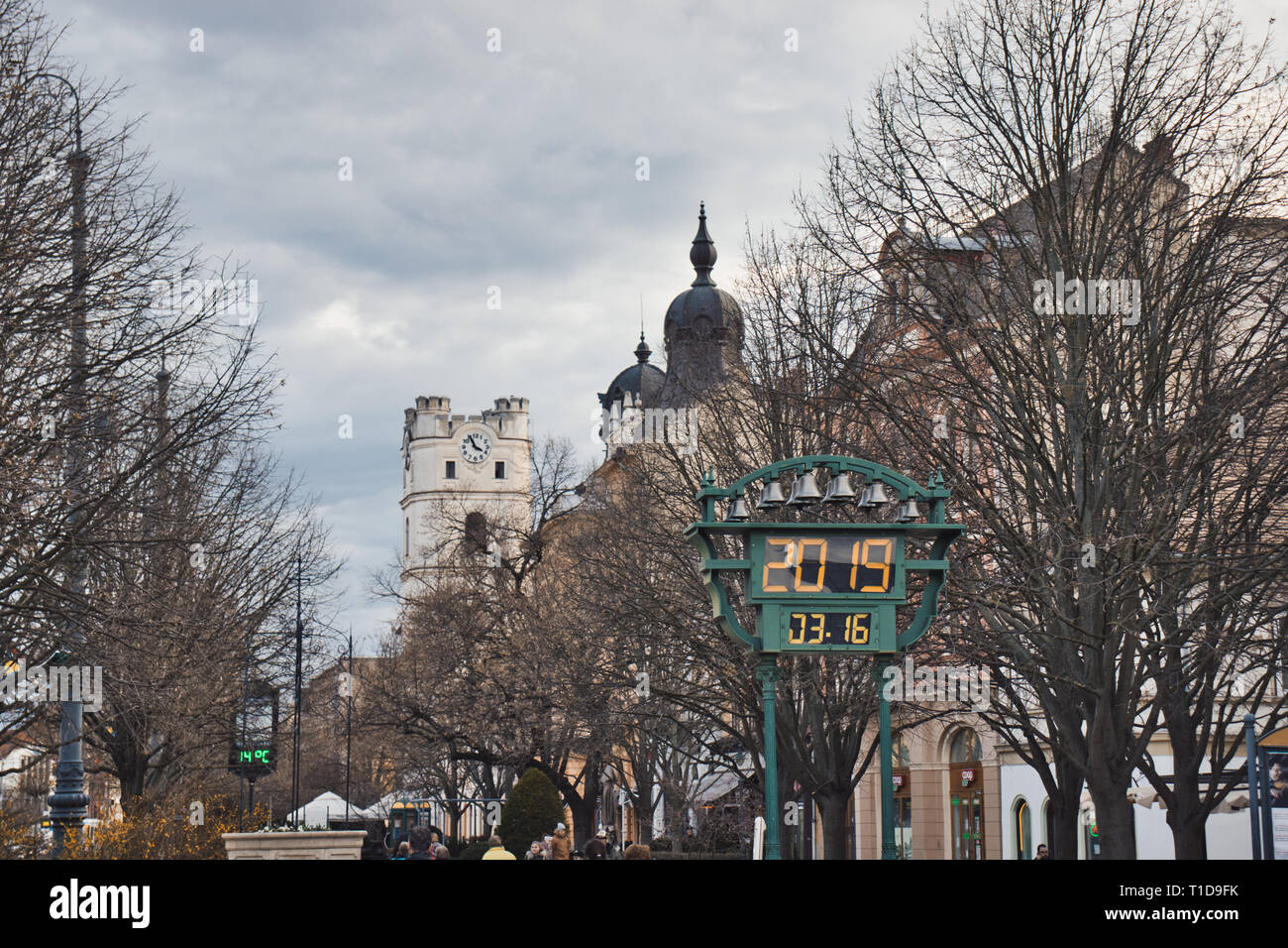 Ein Anblick von Debrecen, Ungarn mit dem berühmten Turm abgeschnitten. Stockfoto