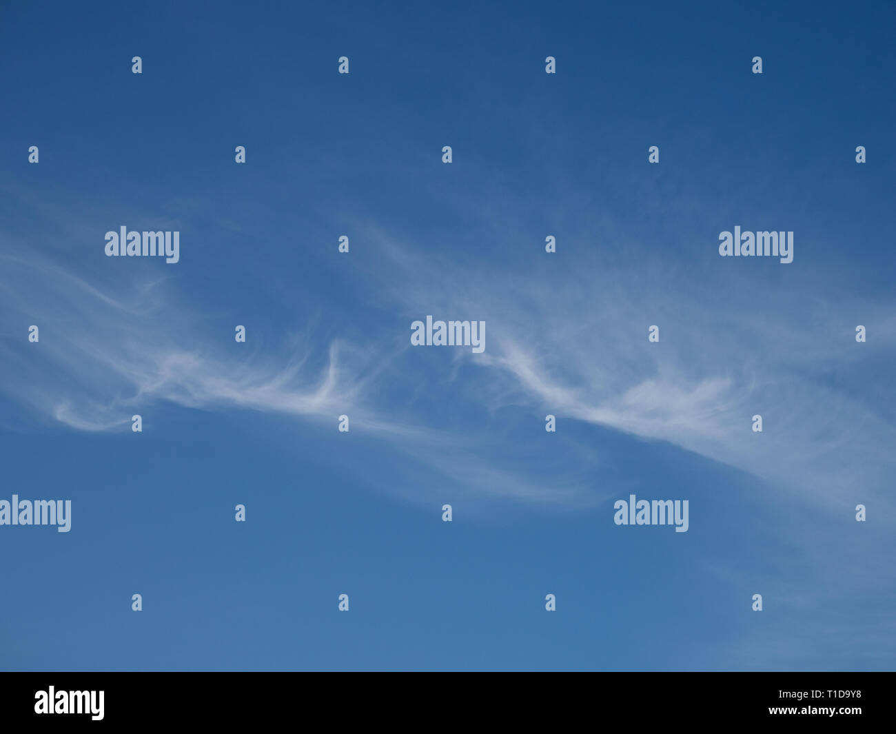 Blauer Himmel und Wolken Stockfoto