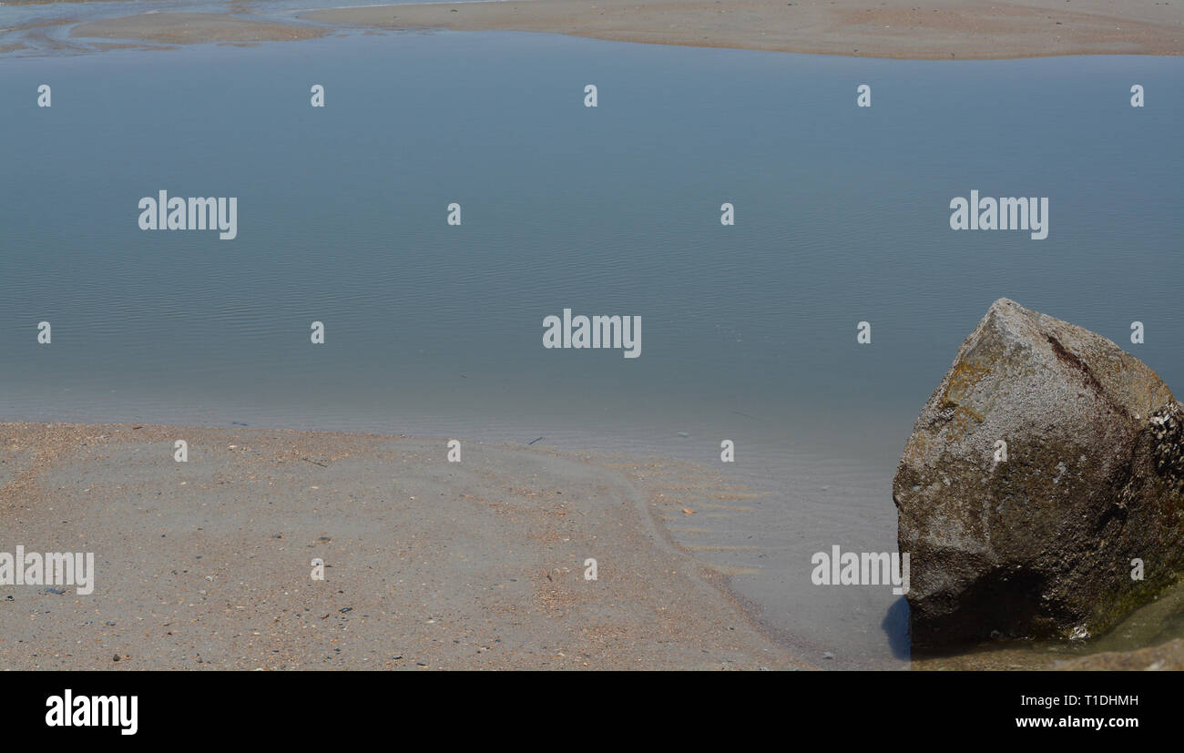 Abstrakte, Jetty Wellenbrecher auf Fernandina Beach, Fort Clinch State Park, Nassau County, Florida, USA Stockfoto