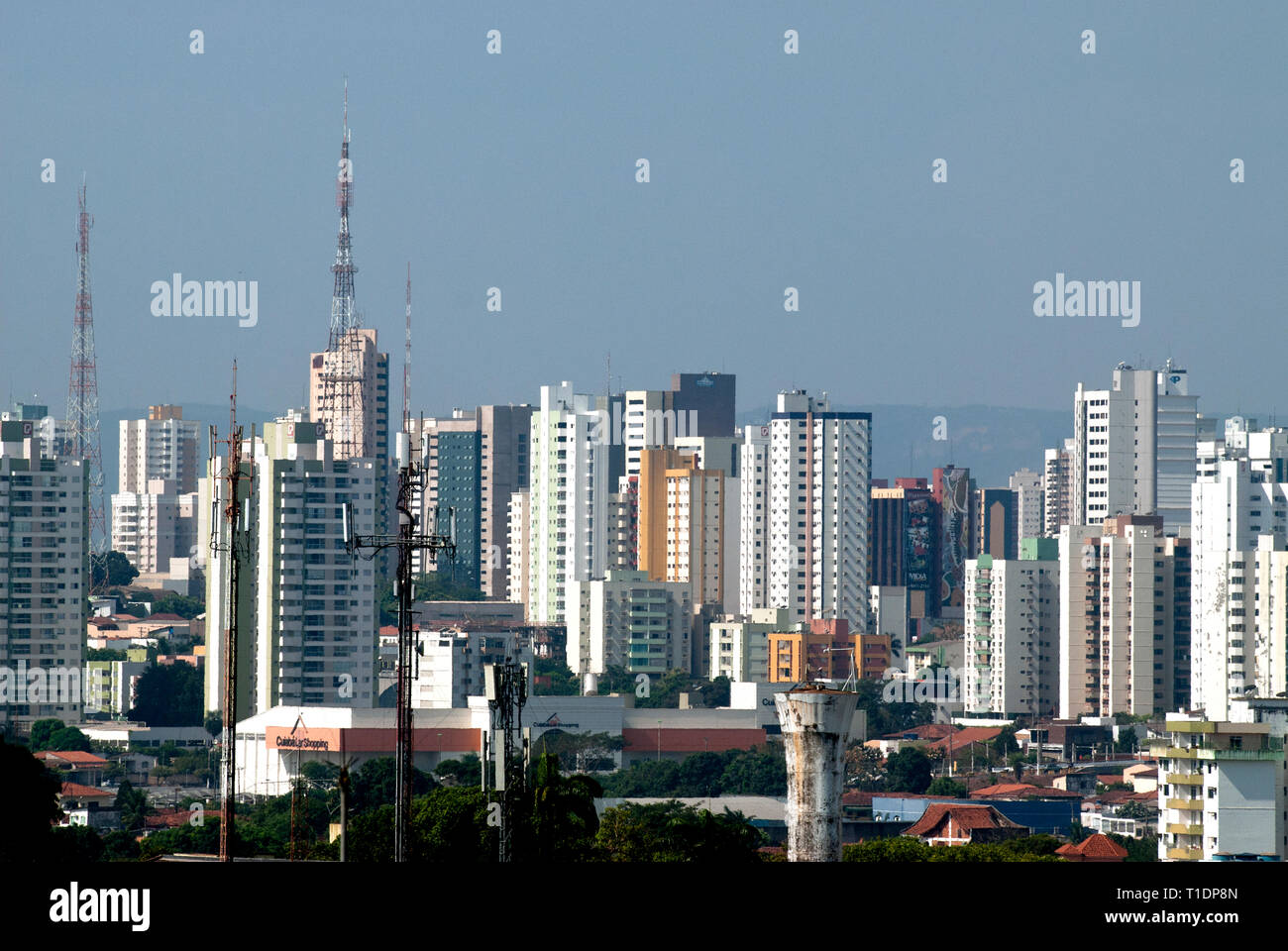 Skyline der Stadt Cuiaba, der Hauptstadt des brasilianischen Bundesstaates Mato Grosso Stockfoto