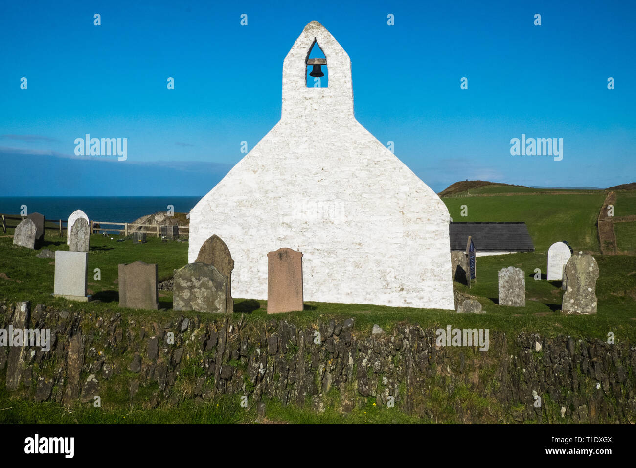 Ländliche, auf dem Land, Mwnt, Kirche, Ceredigion, Küste, Küste, Küste, die Cardigan Bay, Strickjacke, Wales, Welsh, Mitte, West, Wales, UK, GB, Großbritannien, Großbritannien, Britische Stockfoto