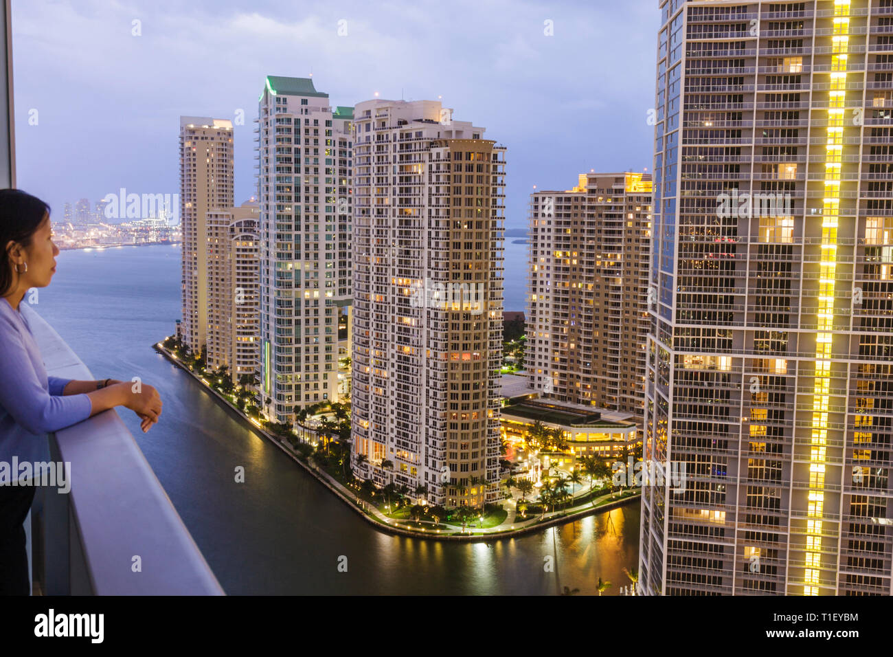 Miami Florida, Brickell Key, Blick von Epic, Hotel, Gebäude, Skyline der Stadt, Wohnanlagen, Wolkenkratzer, Hochhäuser Wolkenkratzer Gebäude CI Stockfoto