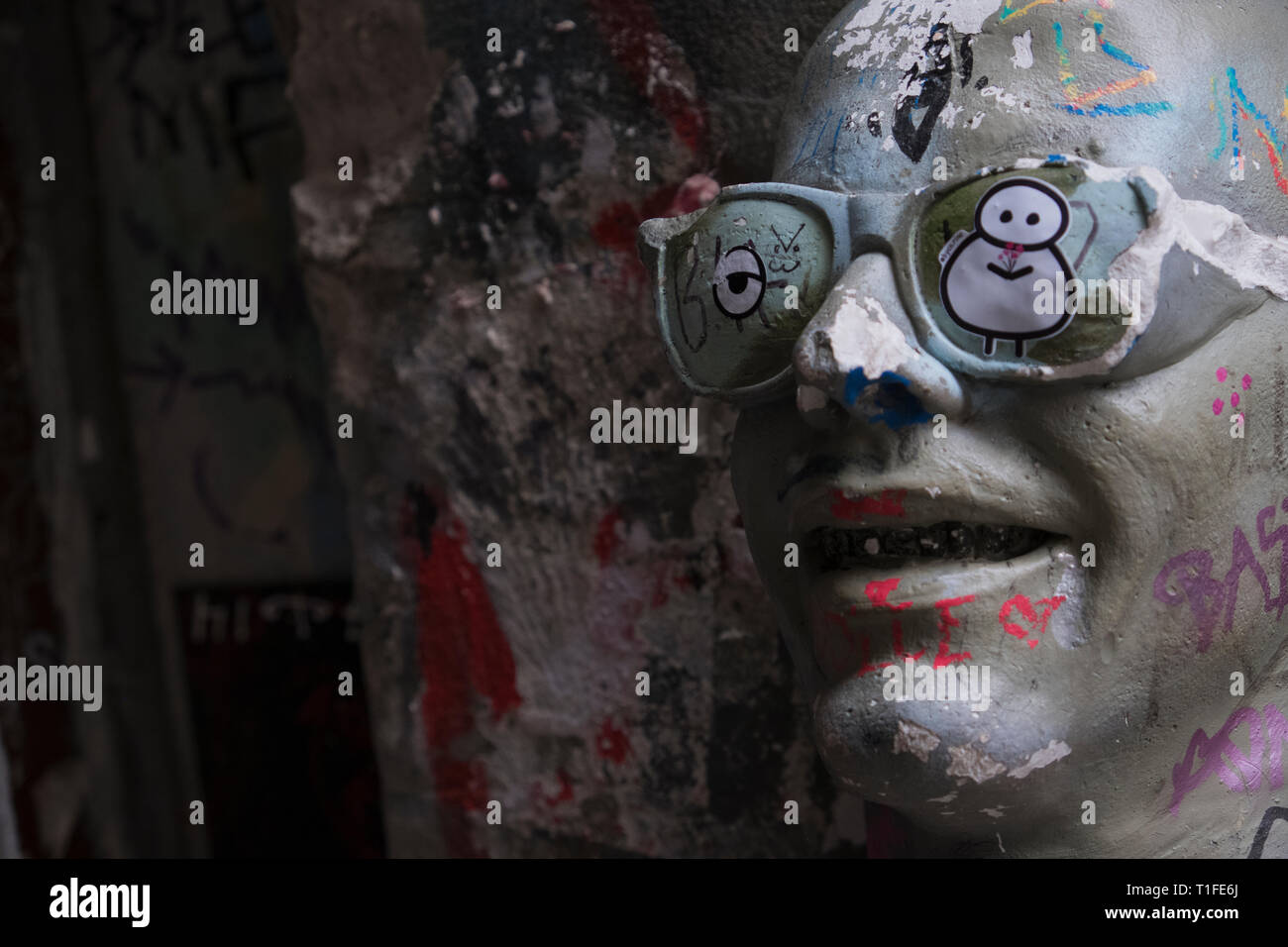 Skulptur in toten Hühner Gasse in Berlin Deutschland Stockfoto