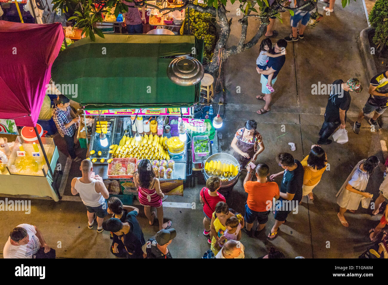 Eine typische Szene in Patong Thailand Stockfoto