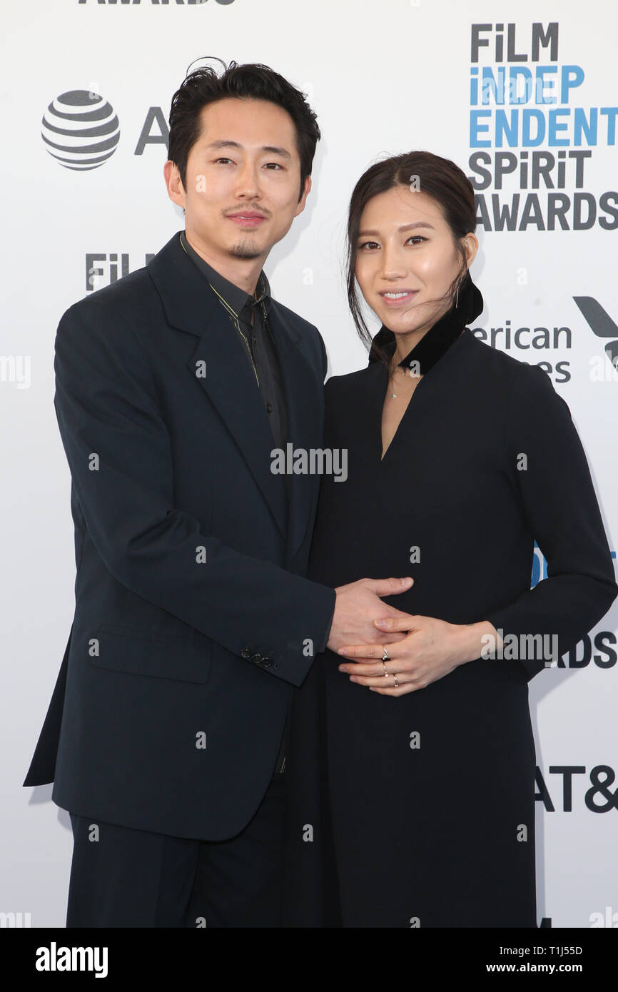 2019 Film Independent Spirit Awards mit: Steven Yeun, Joana Pak Wo: Santa Monica, Kalifornien, USA, wenn: 23 Feb 2019 Credit: FayesVision/WENN.com Stockfoto