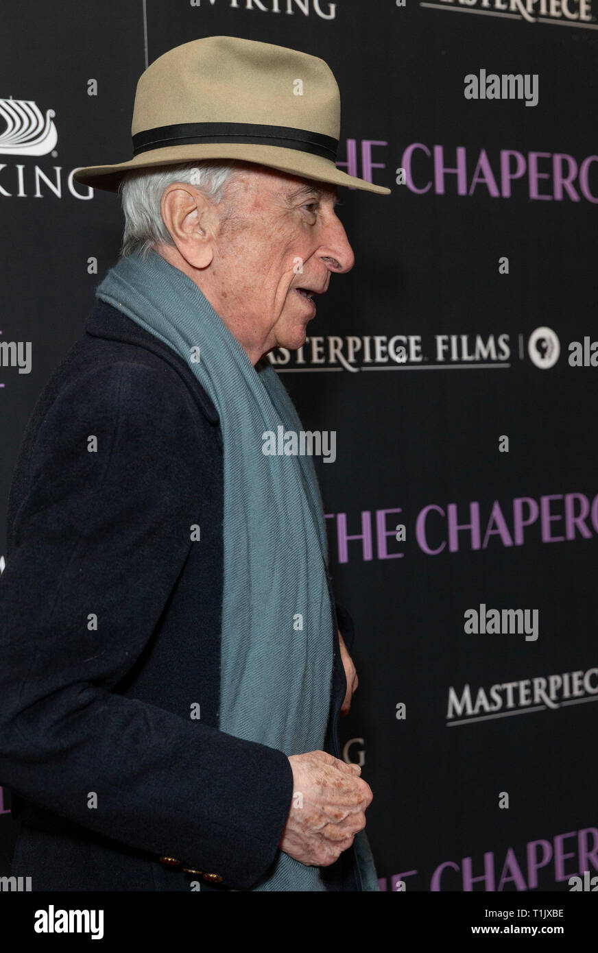 New York, Vereinigte Staaten. 25 Mär, 2019. NEW YORK, NY - 25. März: Gay Talese besucht "Chaperon" New York Premiere im Museum für Moderne Kunst am 25. März 2019 in New York City. Credit: Ron Adar/Alamy leben Nachrichten Stockfoto