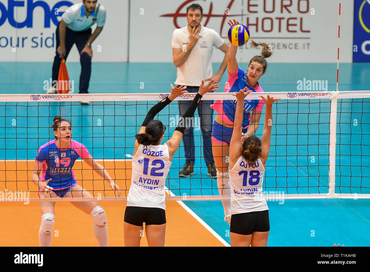 Mueller 2nd Stockfotos und bilder Kaufen Seite 2 Alamy