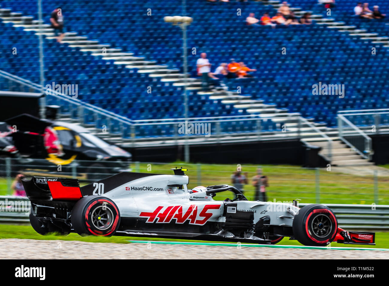Spielberg/Österreich - 06/29/2018 - #20 Kevin Magnussen (DEN) in seinem HAAS RVF-18 während des RP1 vor dem Grand Prix von Österreich 2018 auf dem Red Bull Ring Stockfoto