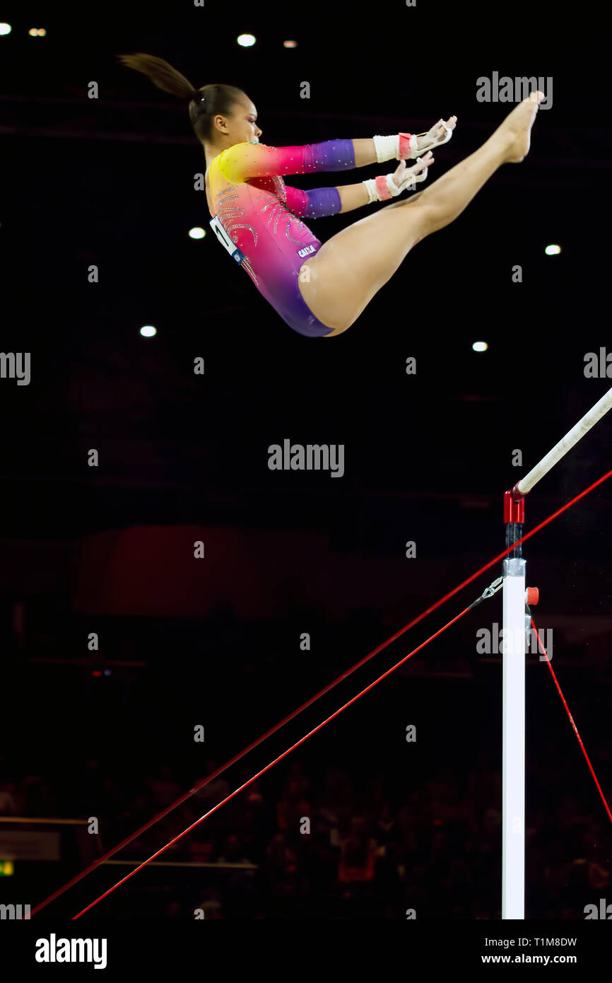 Birmingham, England, UK. 23. März, 2019. Brasilien die Thais Fidélis in Aktion bei unebenen der Frauen bars Wettbewerb, während der 2019 Gymnastik Welt Stockfoto