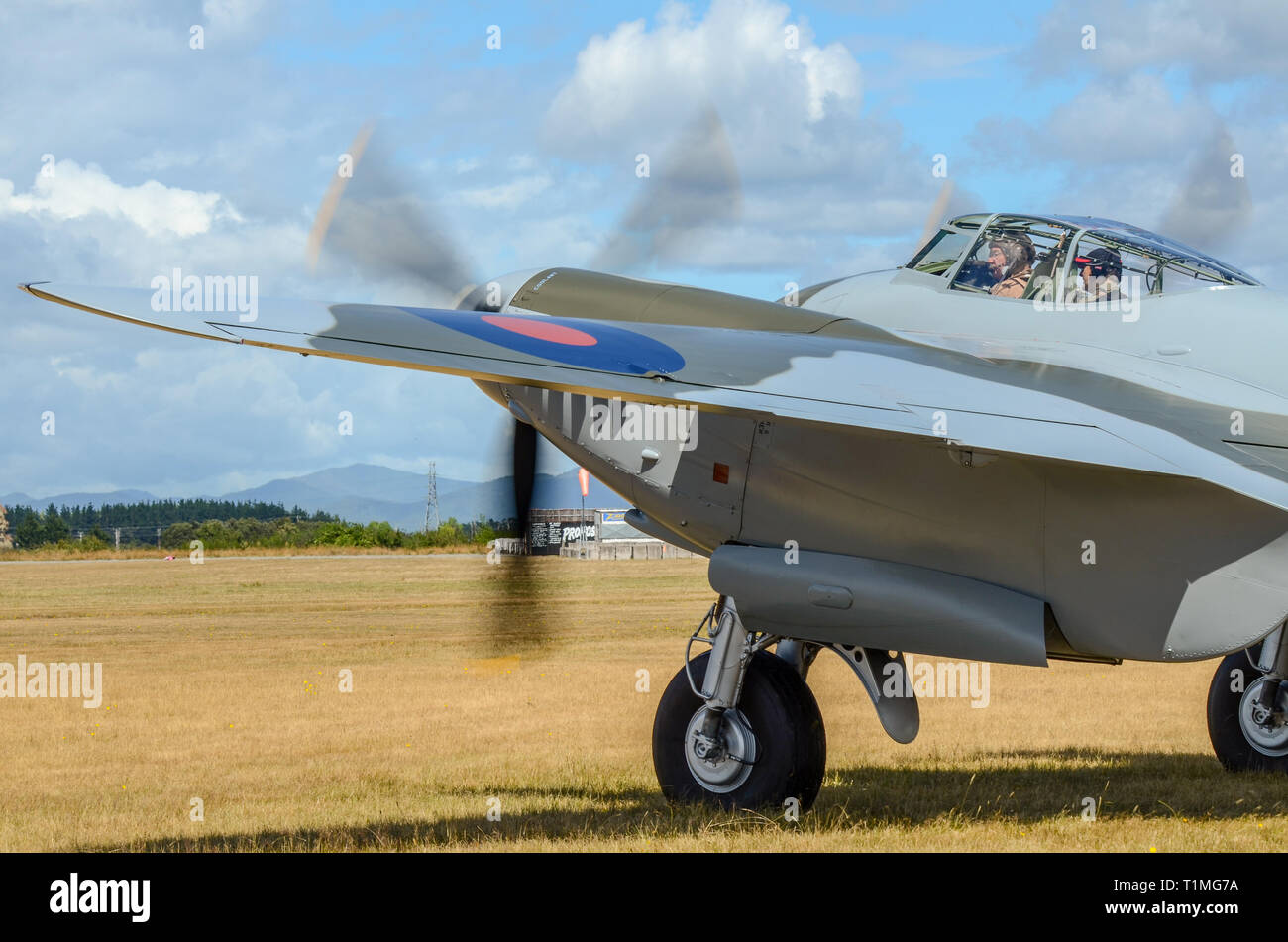 De Havilland DH.98 Mosquito RAF Mehrzweck-Kampfflugzeug, das während des Zweiten Weltkrieges diente, in Neuseeland Rollen. Zum Flug wiederhergestellt Stockfoto